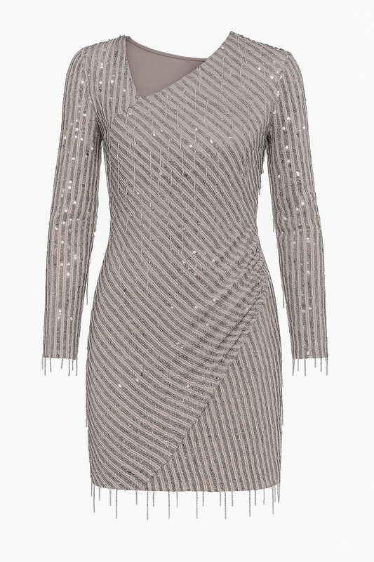 Abito corto in paillettes e frange argento con drappeggio Kaos